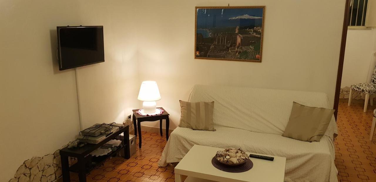 Апартаменты Casa Capri Джардини-Наксос Экстерьер фото