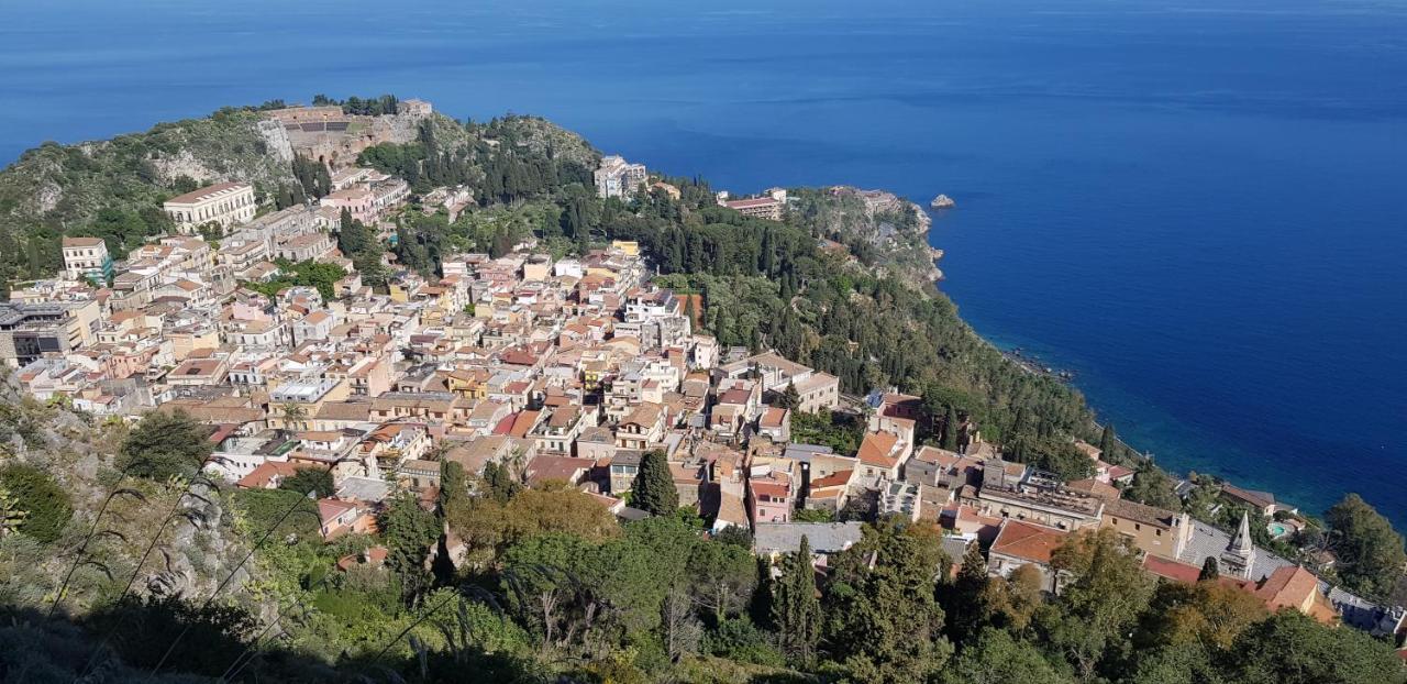 Апартаменты Casa Capri Джардини-Наксос Экстерьер фото